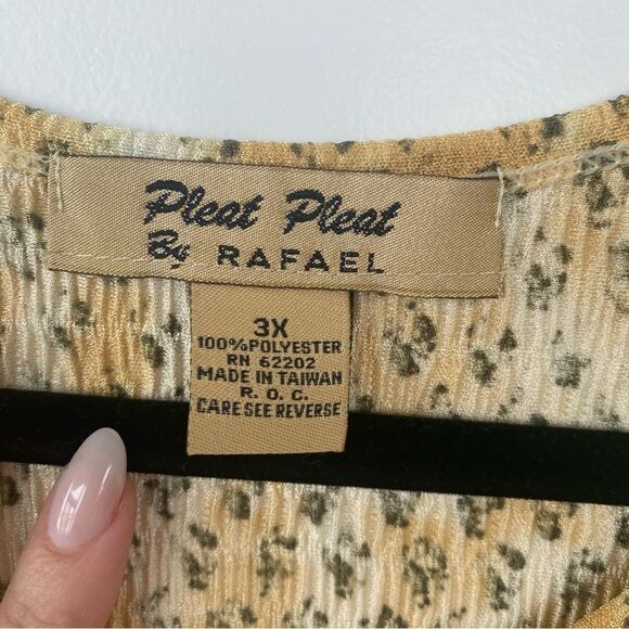 PLEAT PLEAT sleeveless tank - Picture 3 of 6